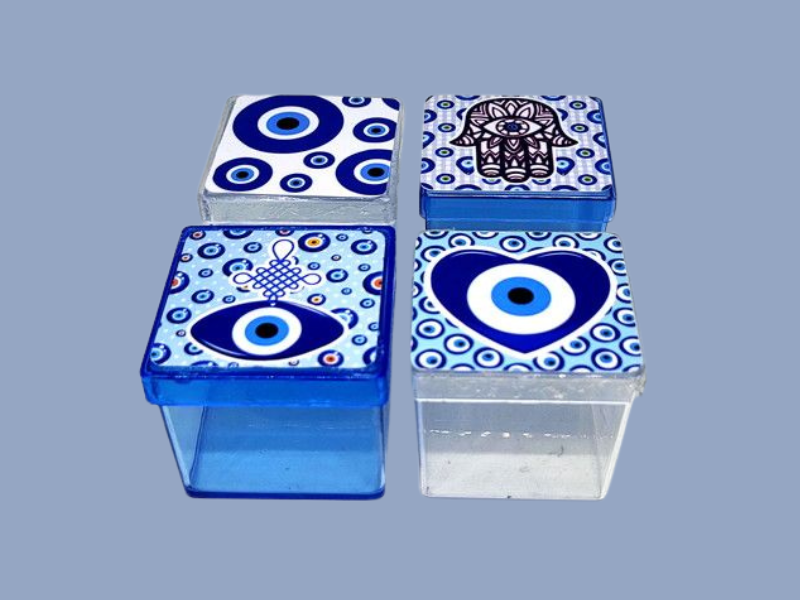 Adesivo para caixinha 5X5 cm.